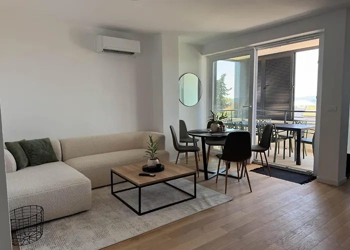 3 Bedroom La Casa Marcina Апартаменти *